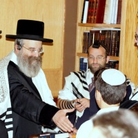 Sadigur Rebbe, Rav Tzvi Yisrael Moshe Friedman shlita,  spends a week with the Los Angeles Community